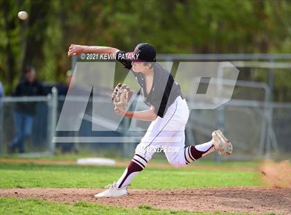 Thumbnail 2 in Windsor @ East Catholic photogallery.