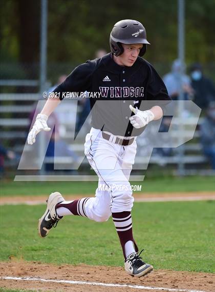 Thumbnail 3 in Windsor @ East Catholic photogallery.