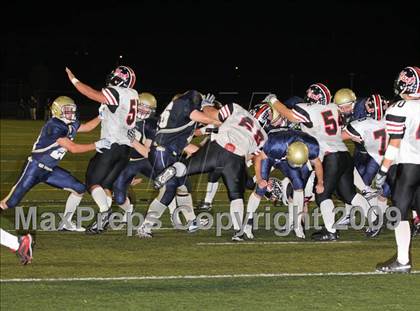 Thumbnail 3 in West Ranch vs. Hart photogallery.