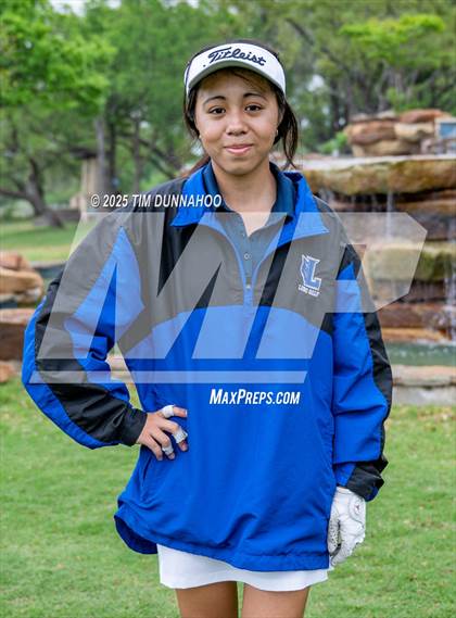 Thumbnail 1 in UIL Golf Girls 5A Region 4 District 25 Tournament photogallery.