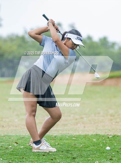 Thumbnail 1 in UIL Golf Girls 5A Region 4 District 25 Tournament photogallery.