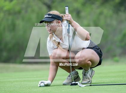Thumbnail 1 in UIL Golf Girls 5A Region 4 District 25 Tournament photogallery.