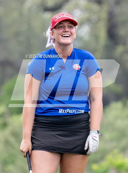 Thumbnail 3 in UIL Golf Girls 5A Region 4 District 25 Tournament photogallery.