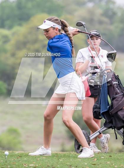 Thumbnail 2 in UIL Golf Girls 5A Region 4 District 25 Tournament photogallery.