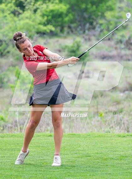 Thumbnail 1 in UIL Golf Girls 5A Region 4 District 25 Tournament photogallery.