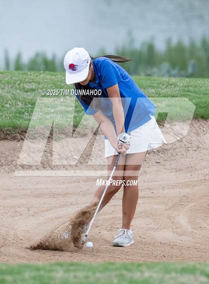 Thumbnail 2 in UIL Golf Girls 5A Region 4 District 25 Tournament photogallery.
