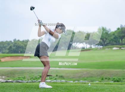 Thumbnail 3 in UIL Golf Girls 5A Region 4 District 25 Tournament photogallery.
