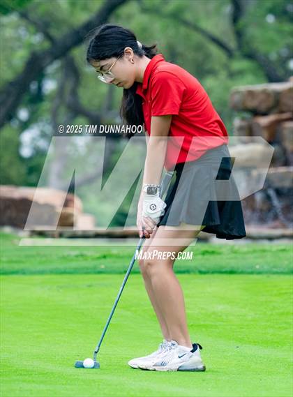 Thumbnail 1 in UIL Golf Girls 5A Region 4 District 25 Tournament photogallery.