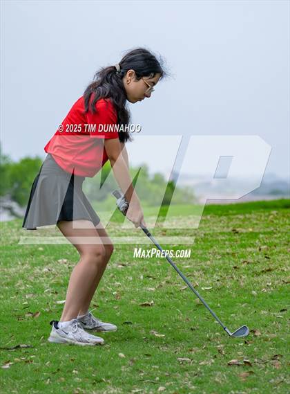 Thumbnail 1 in UIL Golf Girls 5A Region 4 District 25 Tournament photogallery.