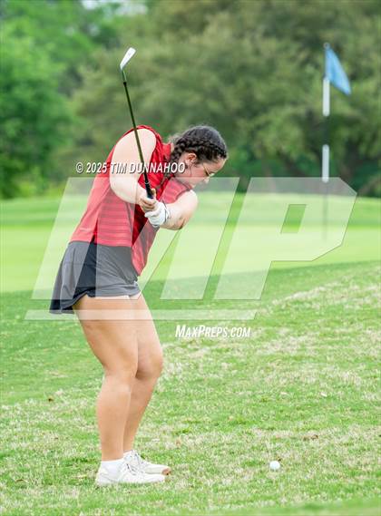 Thumbnail 1 in UIL Golf Girls 5A Region 4 District 25 Tournament photogallery.