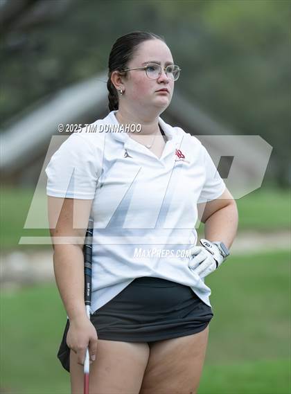 Thumbnail 3 in UIL Golf Girls 5A Region 4 District 25 Tournament photogallery.