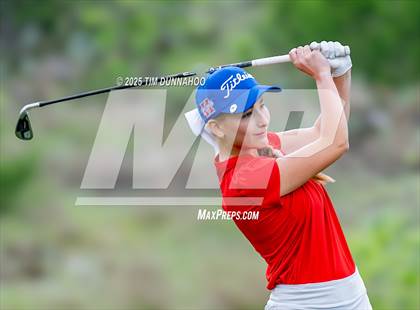 Thumbnail 3 in UIL Golf Girls 5A Region 4 District 25 Tournament photogallery.