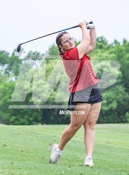 Thumbnail 1 in UIL Golf Girls 5A Region 4 District 25 Tournament photogallery.