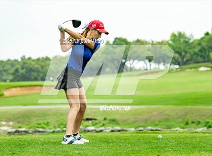 Thumbnail 2 in UIL Golf Girls 5A Region 4 District 25 Tournament photogallery.