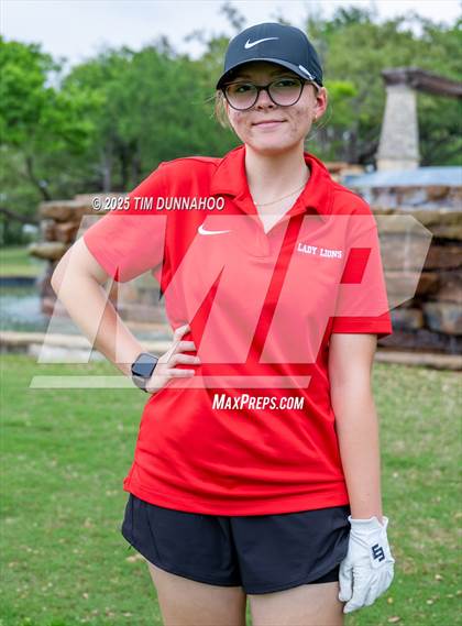 Thumbnail 2 in UIL Golf Girls 5A Region 4 District 25 Tournament photogallery.
