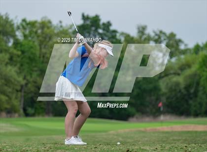 Thumbnail 1 in UIL Golf Girls 5A Region 4 District 25 Tournament photogallery.