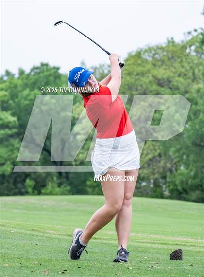Thumbnail 3 in UIL Golf Girls 5A Region 4 District 25 Tournament photogallery.