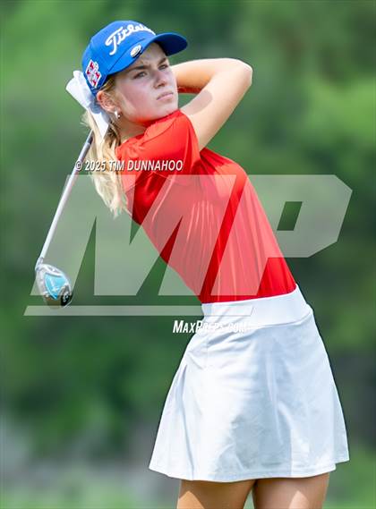 Thumbnail 3 in UIL Golf Girls 5A Region 4 District 25 Tournament photogallery.