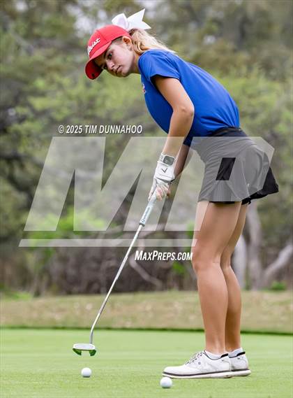 Thumbnail 3 in UIL Golf Girls 5A Region 4 District 25 Tournament photogallery.