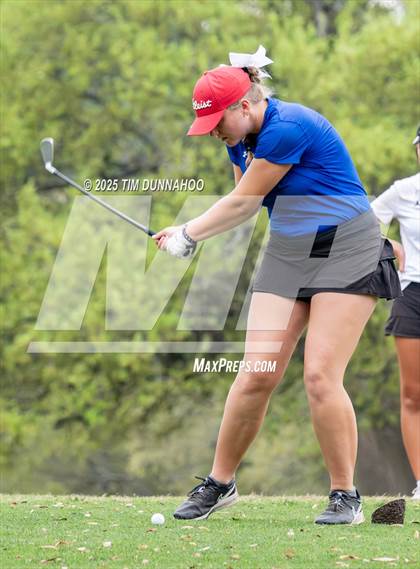 Thumbnail 3 in UIL Golf Girls 5A Region 4 District 25 Tournament photogallery.