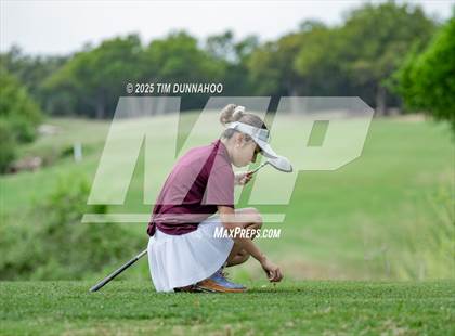Thumbnail 1 in UIL Golf Girls 5A Region 4 District 25 Tournament photogallery.