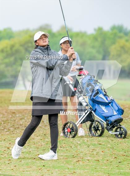 Thumbnail 1 in UIL Golf Girls 5A Region 4 District 25 Tournament photogallery.