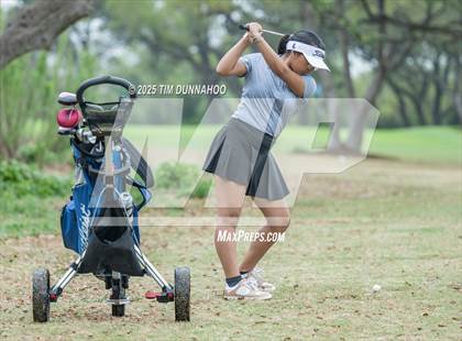 Thumbnail 2 in UIL Golf Girls 5A Region 4 District 25 Tournament photogallery.