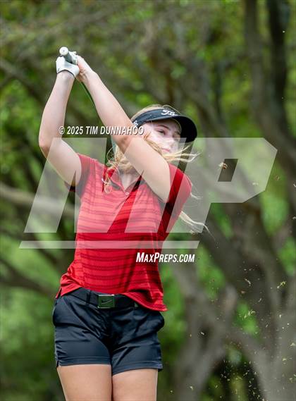 Thumbnail 3 in UIL Golf Girls 5A Region 4 District 25 Tournament photogallery.