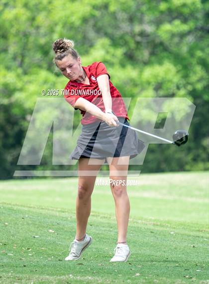 Thumbnail 2 in UIL Golf Girls 5A Region 4 District 25 Tournament photogallery.