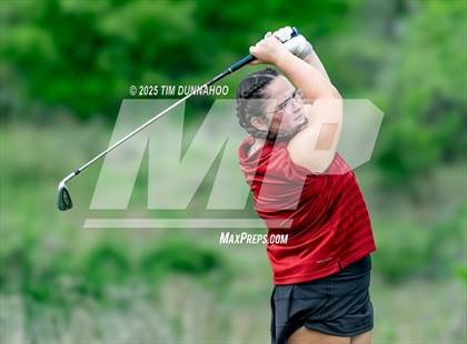 Thumbnail 2 in UIL Golf Girls 5A Region 4 District 25 Tournament photogallery.