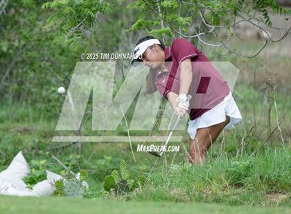 Thumbnail 1 in UIL Golf Girls 5A Region 4 District 25 Tournament photogallery.