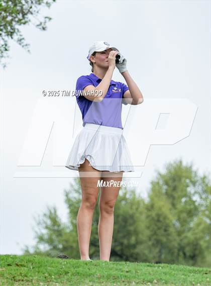 Thumbnail 3 in UIL Golf Girls 5A Region 4 District 25 Tournament photogallery.