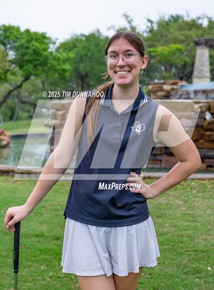 Thumbnail 2 in UIL Golf Girls 5A Region 4 District 25 Tournament photogallery.