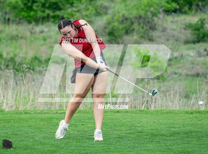 Thumbnail 1 in UIL Golf Girls 5A Region 4 District 25 Tournament photogallery.