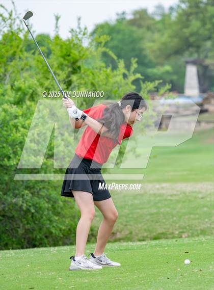 Thumbnail 3 in UIL Golf Girls 5A Region 4 District 25 Tournament photogallery.