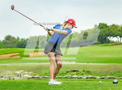 Thumbnail 3 in UIL Golf Girls 5A Region 4 District 25 Tournament photogallery.