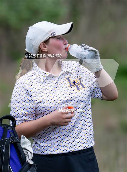 Thumbnail 1 in UIL Golf Girls 5A Region 4 District 25 Tournament photogallery.