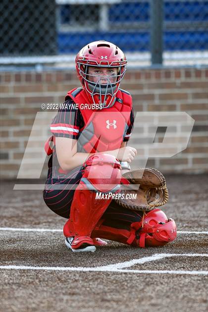 Thumbnail 3 in Hughes Springs vs. West Rusk (UIL 3A Region II Quarterfinal) photogallery.
