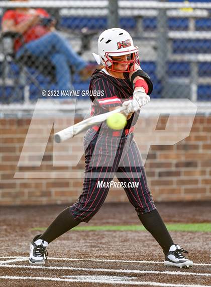 Thumbnail 3 in Hughes Springs vs. West Rusk (UIL 3A Region II Quarterfinal) photogallery.