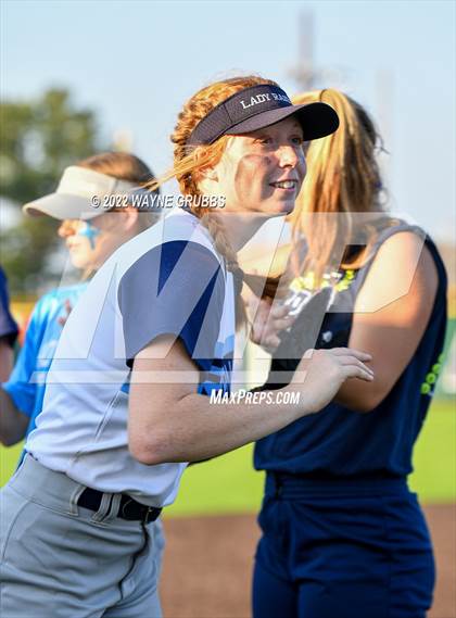 Thumbnail 1 in Hughes Springs vs. West Rusk (UIL 3A Region II Quarterfinal) photogallery.