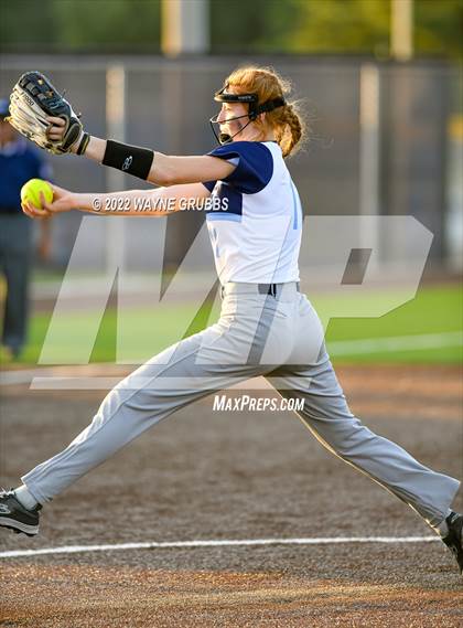 Thumbnail 3 in Hughes Springs vs. West Rusk (UIL 3A Region II Quarterfinal) photogallery.