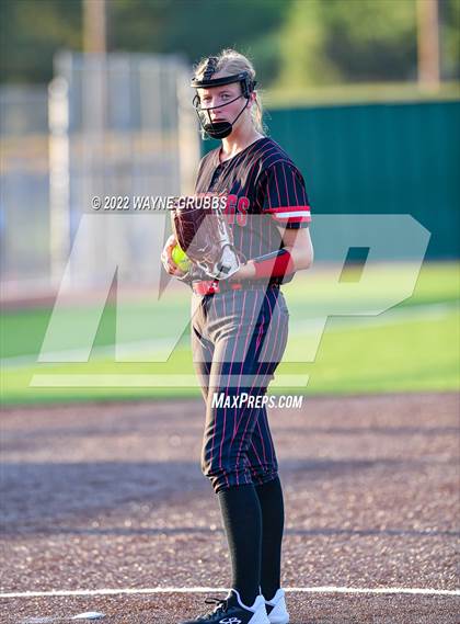 Thumbnail 2 in Hughes Springs vs. West Rusk (UIL 3A Region II Quarterfinal) photogallery.