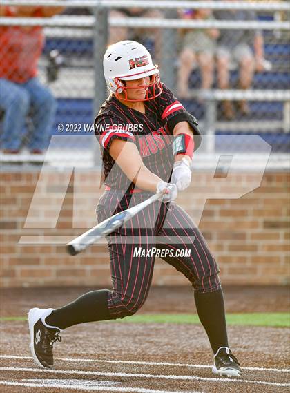 Thumbnail 2 in Hughes Springs vs. West Rusk (UIL 3A Region II Quarterfinal) photogallery.