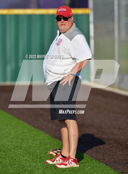 Thumbnail 1 in Hughes Springs vs. West Rusk (UIL 3A Region II Quarterfinal) photogallery.