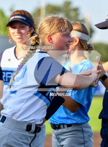 Thumbnail 2 in Hughes Springs vs. West Rusk (UIL 3A Region II Quarterfinal) photogallery.