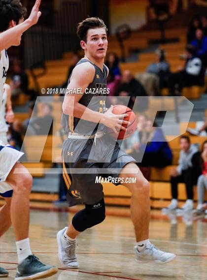 Thumbnail 2 in Temecula Valley vs. Rancho Bernardo (Holiday Hoops Classic) photogallery.