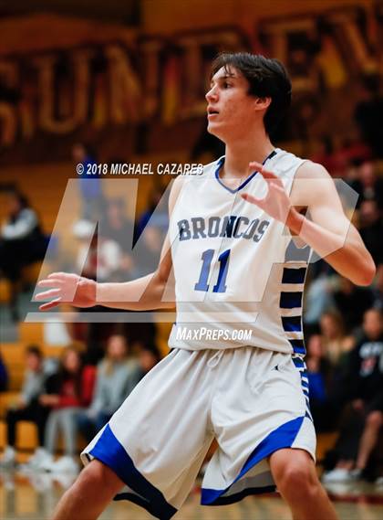 Thumbnail 2 in Temecula Valley vs. Rancho Bernardo (Holiday Hoops Classic) photogallery.