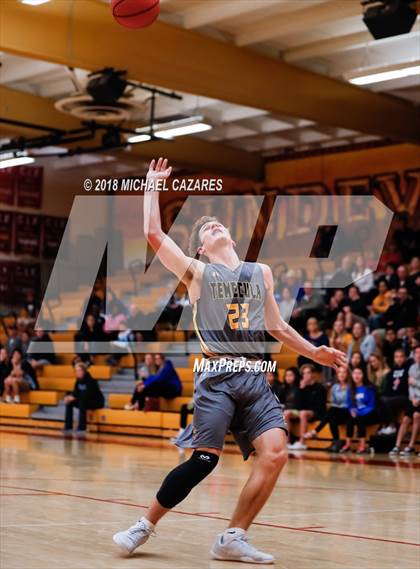 Thumbnail 2 in Temecula Valley vs. Rancho Bernardo (Holiday Hoops Classic) photogallery.