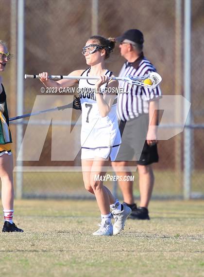 Thumbnail 3 in White Oak @ Croatan photogallery.