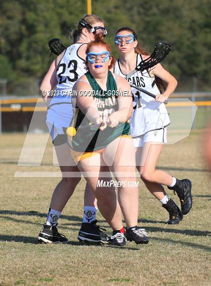 Thumbnail 3 in White Oak @ Croatan photogallery.